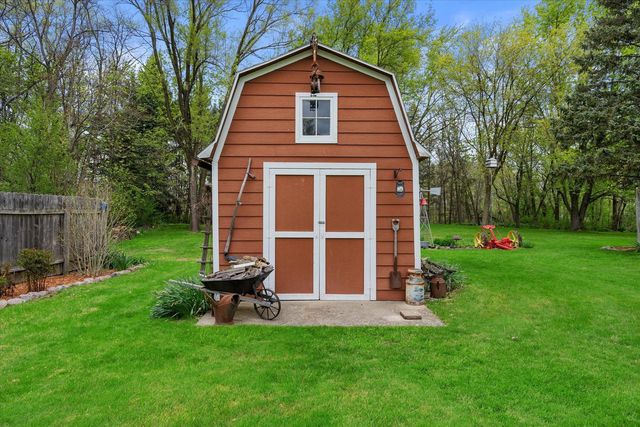 520 Oakwood ROAD, Oak Creek, WI 53154