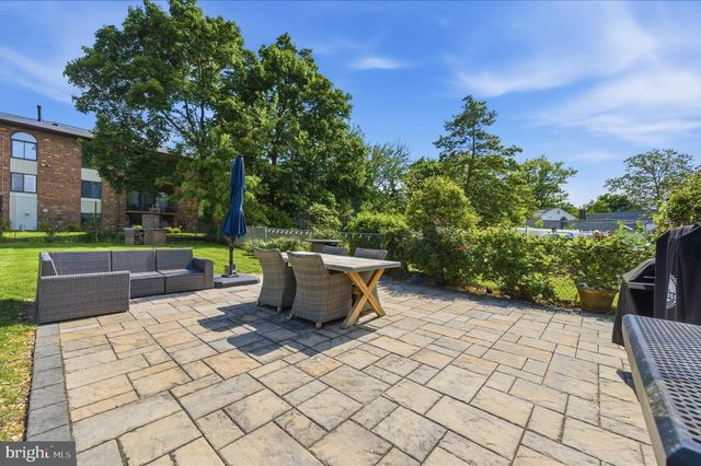 621 WOODSDALE RD, Baltimore, MD 21228