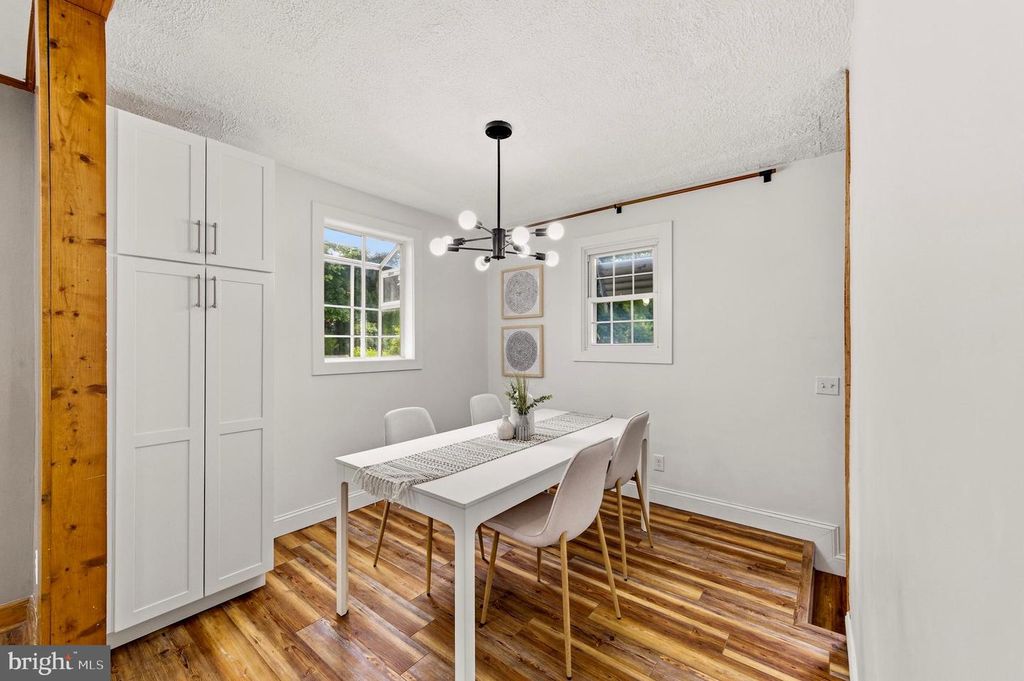 Image 17 of property listing at 621 WOODSDALE RD, Baltimore, MD 21228