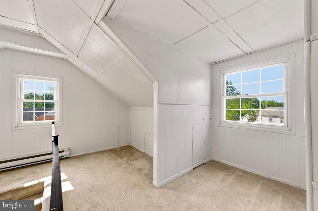 Image 23 of property listing at 621 WOODSDALE RD, Baltimore, MD 21228