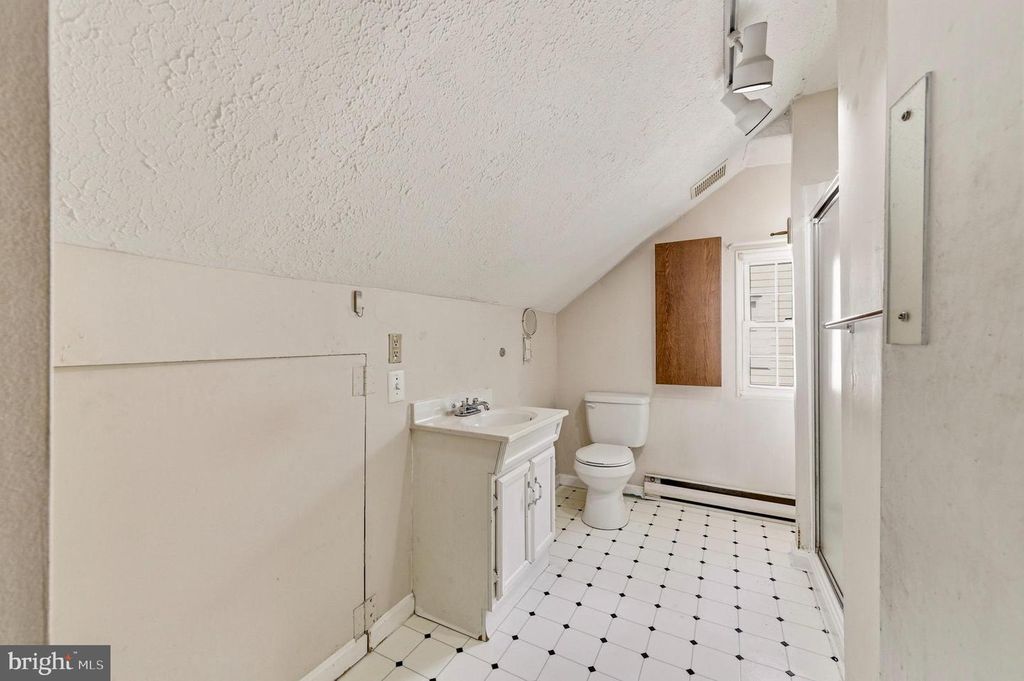 Image 30 of property listing at 621 WOODSDALE RD, Baltimore, MD 21228