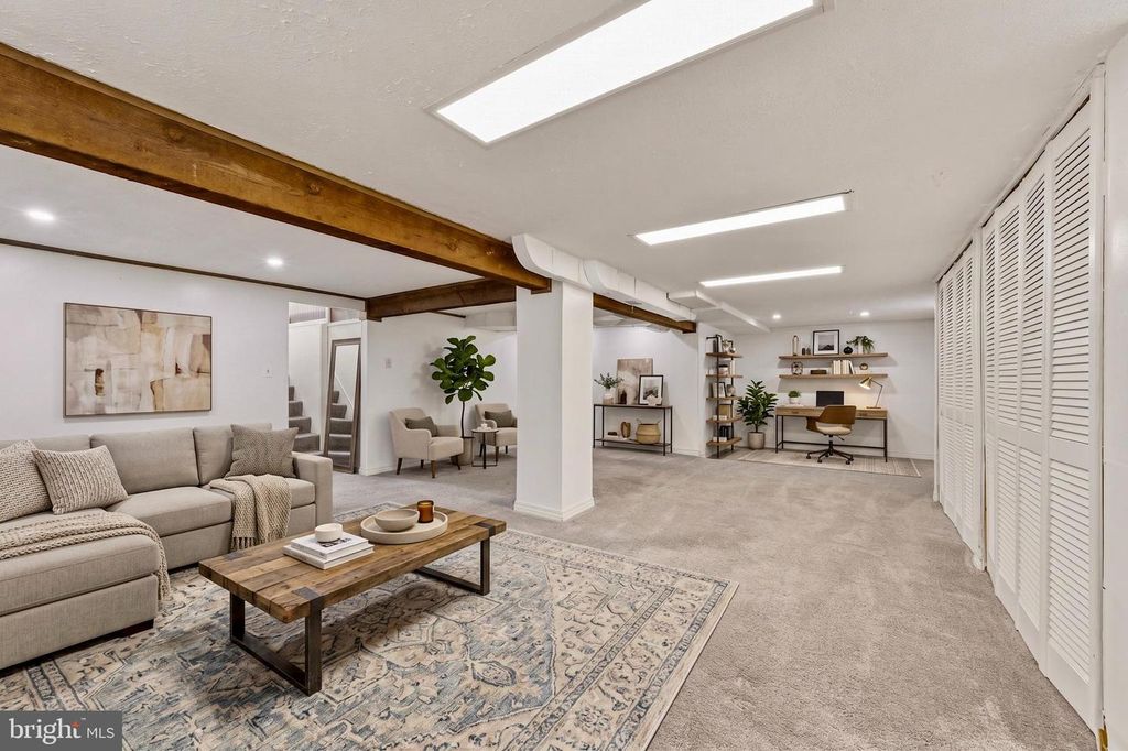 Image 35 of property listing at 621 WOODSDALE RD, Baltimore, MD 21228