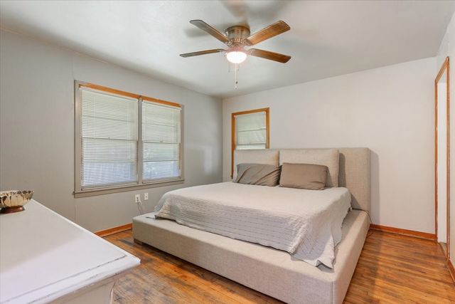 139 Meadowbrook Street, Robinson, TX 76706
