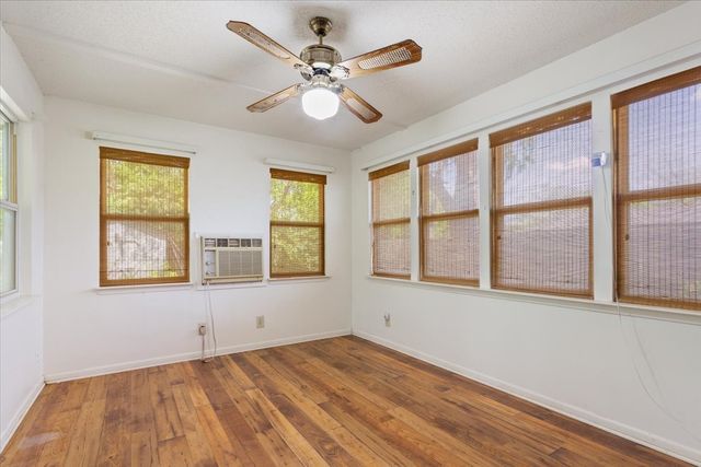 139 Meadowbrook Street, Robinson, TX 76706