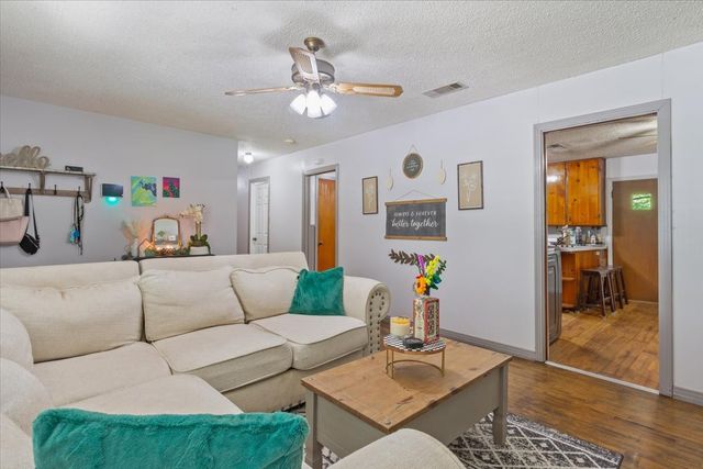 139 Meadowbrook Street, Robinson, TX 76706