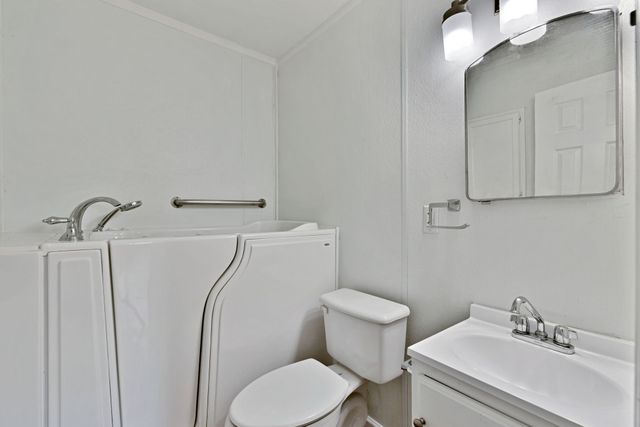 613 Cheyenne Road, Dallas, TX 75217