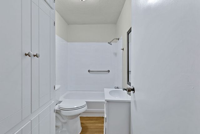 613 Cheyenne Road, Dallas, TX 75217