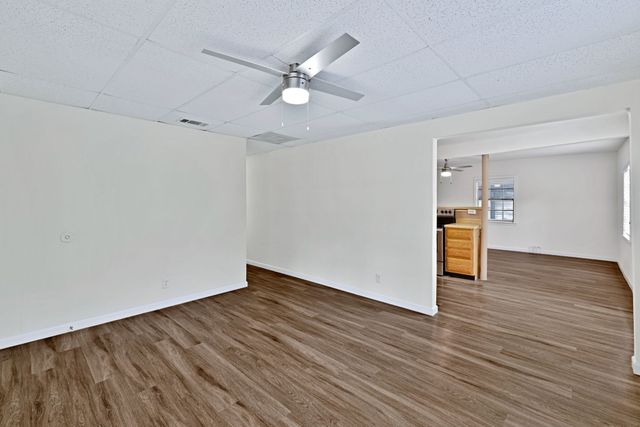 613 Cheyenne Road, Dallas, TX 75217