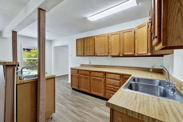 613 Cheyenne Road, Dallas, TX 75217