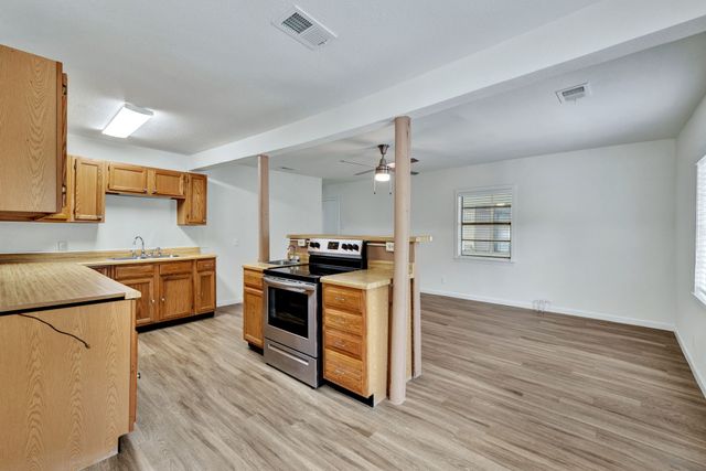 613 Cheyenne Road, Dallas, TX 75217