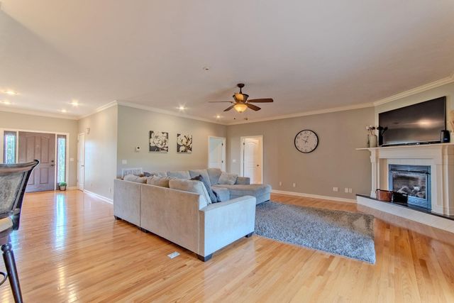 2705 OAK GROVE RD, Savannah, TN 38372