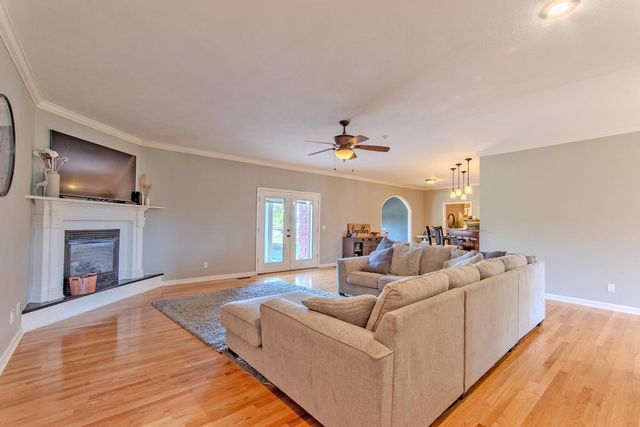 2705 OAK GROVE RD, Savannah, TN 38372