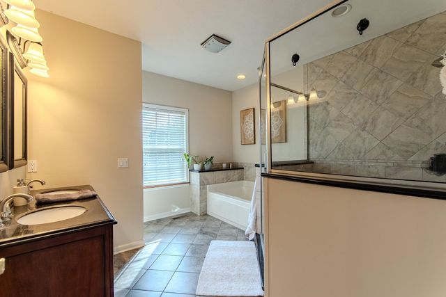 2705 OAK GROVE RD, Savannah, TN 38372