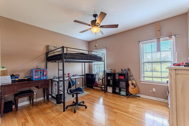 2705 OAK GROVE RD, Savannah, TN 38372