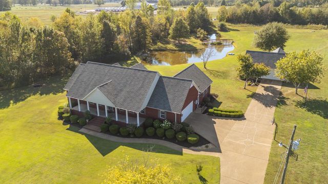 2705 OAK GROVE RD, Savannah, TN 38372