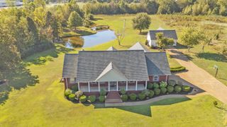 2705 OAK GROVE RD, Savannah, TN 38372