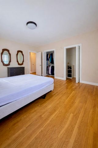 6 WALTER PL, Secaucus, NJ 07094