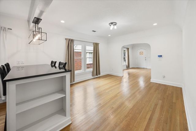 2118 Stanley Avenue, Fort Worth, TX 76110