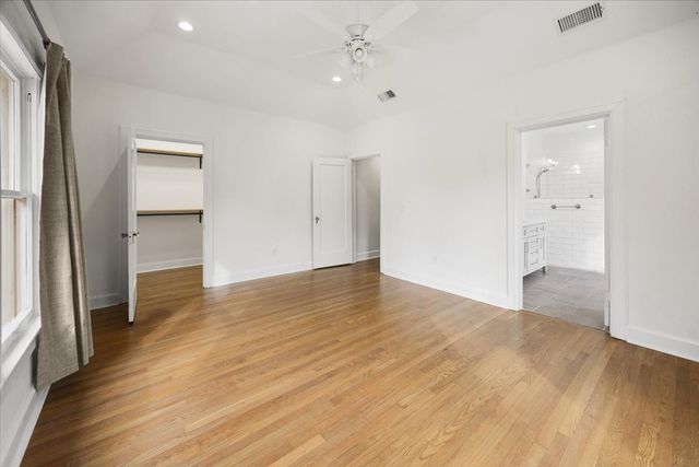 2118 Stanley Avenue, Fort Worth, TX 76110