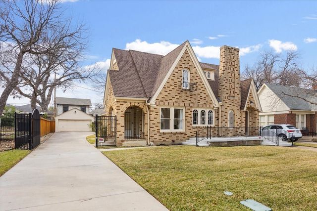 2118 Stanley Avenue, Fort Worth, TX 76110