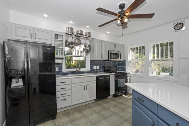 315 58th Street, Des Moines, IA 50312