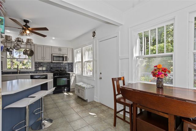 315 58th Street, Des Moines, IA 50312