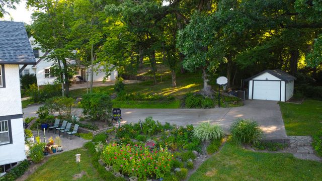 315 58th Street, Des Moines, IA 50312