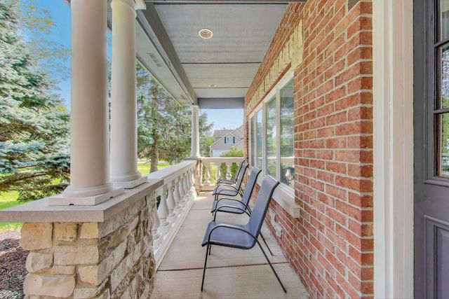 7215 Inverway Drive, Lakewood, IL 60014