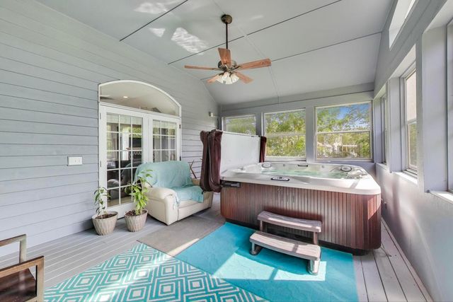 7215 Inverway Drive, Lakewood, IL 60014