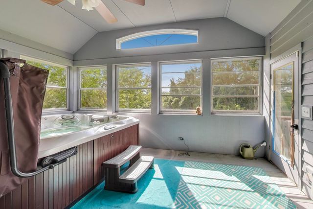 7215 Inverway Drive, Lakewood, IL 60014