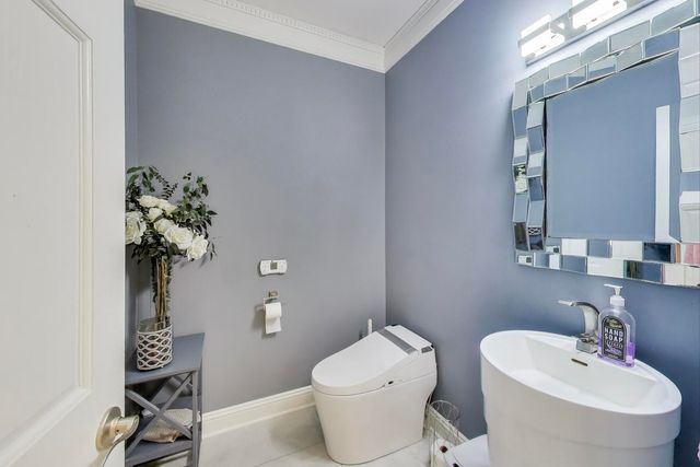 7215 Inverway Drive, Lakewood, IL 60014