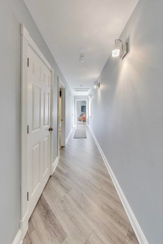 7215 Inverway Drive, Lakewood, IL 60014