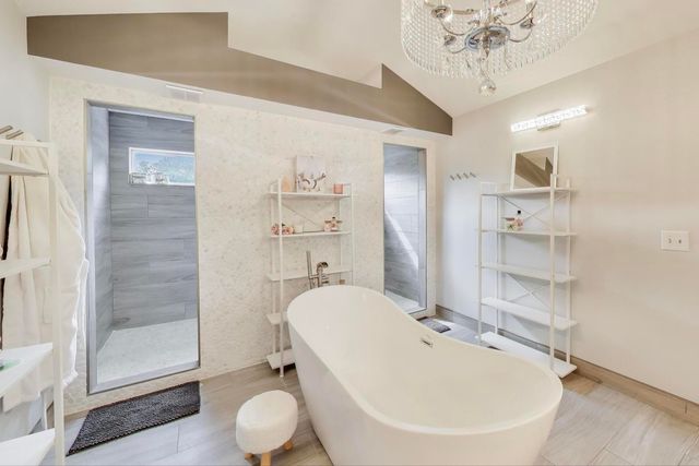 7215 Inverway Drive, Lakewood, IL 60014