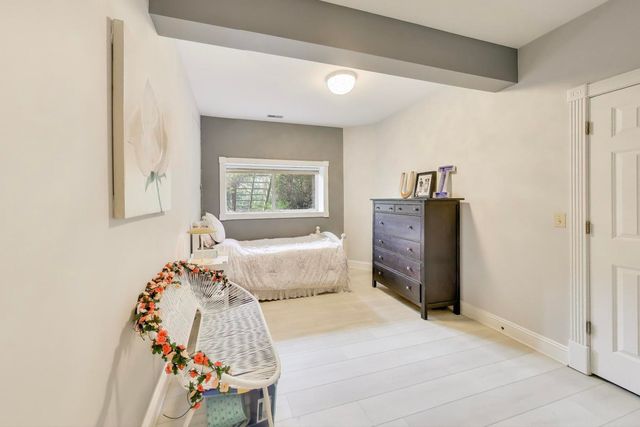 7215 Inverway Drive, Lakewood, IL 60014