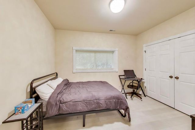 7215 Inverway Drive, Lakewood, IL 60014