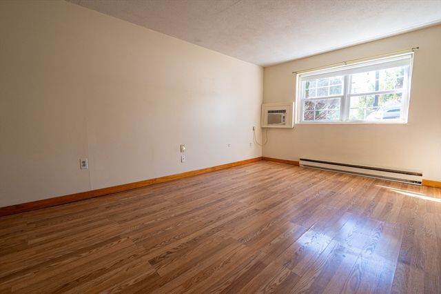 234 Low Street 3, Newburyport, MA 01950