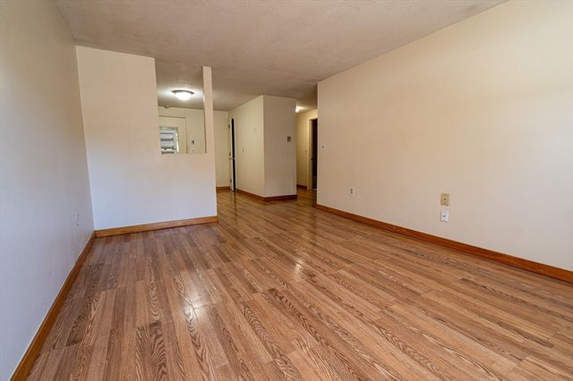 234 Low Street 3, Newburyport, MA 01950