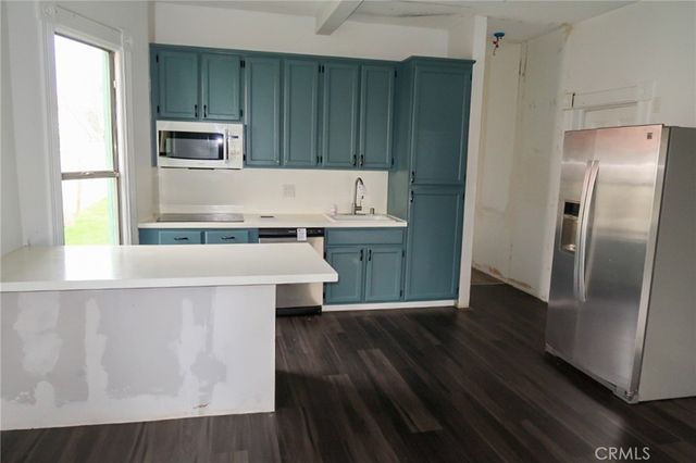 806 Walnut Street, Corning, CA 96021