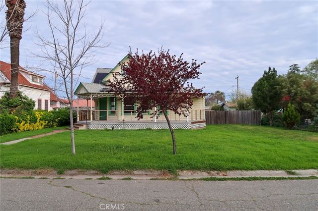 806 Walnut Street, Corning, CA 96021