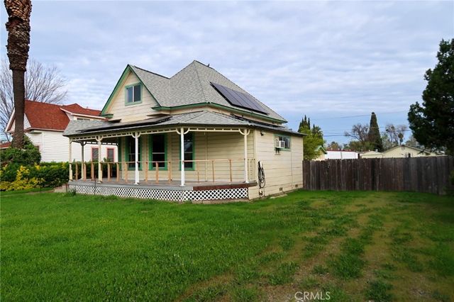 806 Walnut Street, Corning, CA 96021