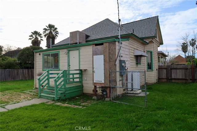 806 Walnut Street, Corning, CA 96021