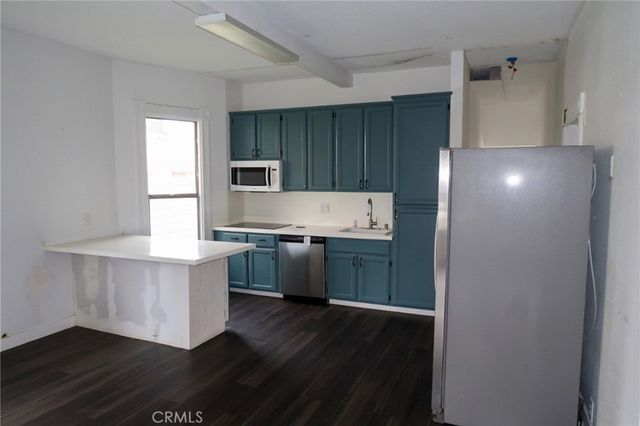 806 Walnut Street, Corning, CA 96021