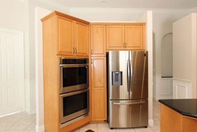 19474 Saturnia Lakes Drive, Boca Raton, FL 33498