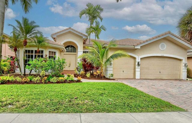 19474 Saturnia Lakes Drive, Boca Raton, FL 33498