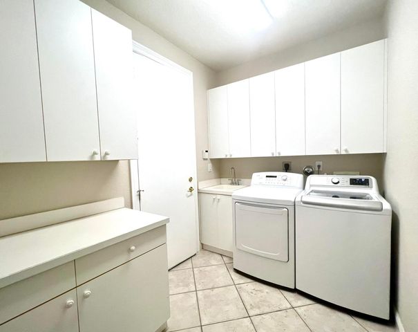 19474 Saturnia Lakes Drive, Boca Raton, FL 33498