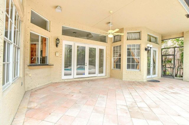 19474 Saturnia Lakes Drive, Boca Raton, FL 33498