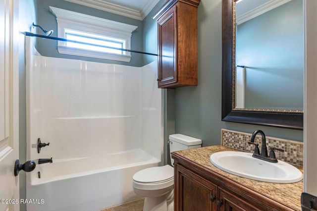 119 Metairie Court, Lafayette, LA 70503
