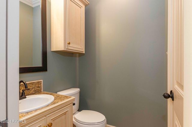 119 Metairie Court, Lafayette, LA 70503