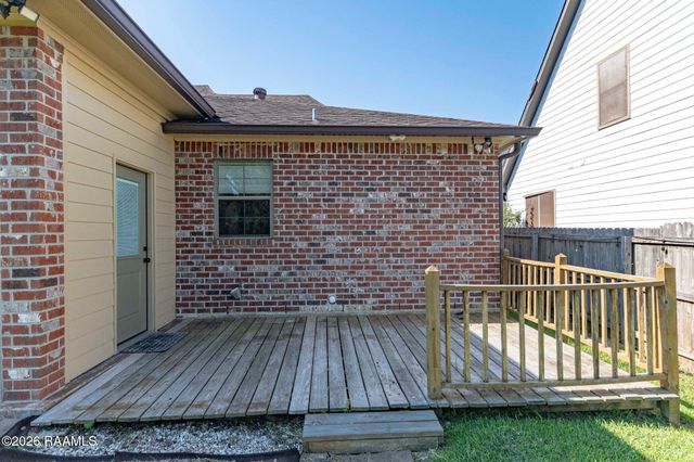119 Metairie Court, Lafayette, LA 70503