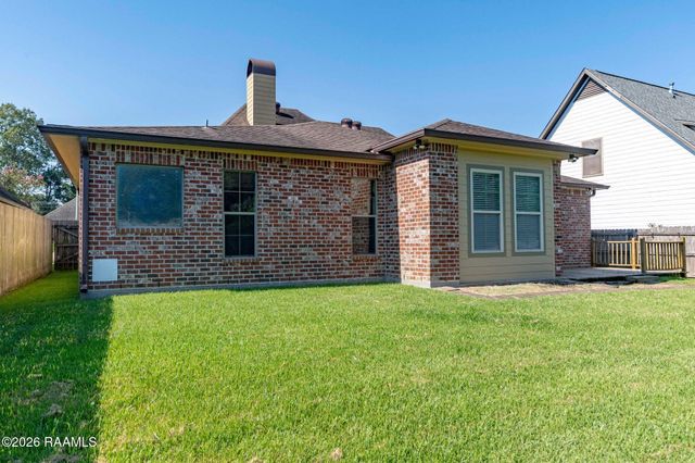 119 Metairie Court, Lafayette, LA 70503